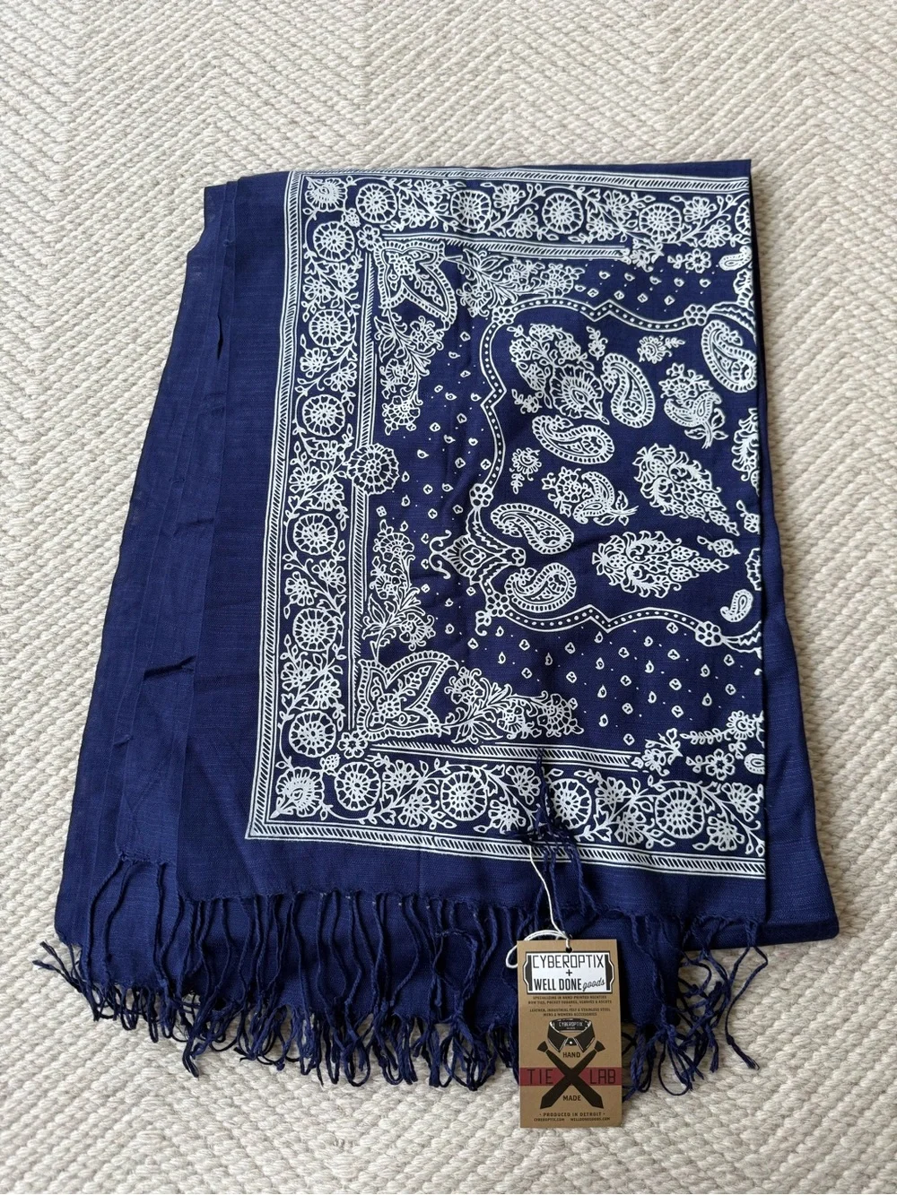 Neat Cyperoptix Tie Lab Navy Paisley Viscose Scarf